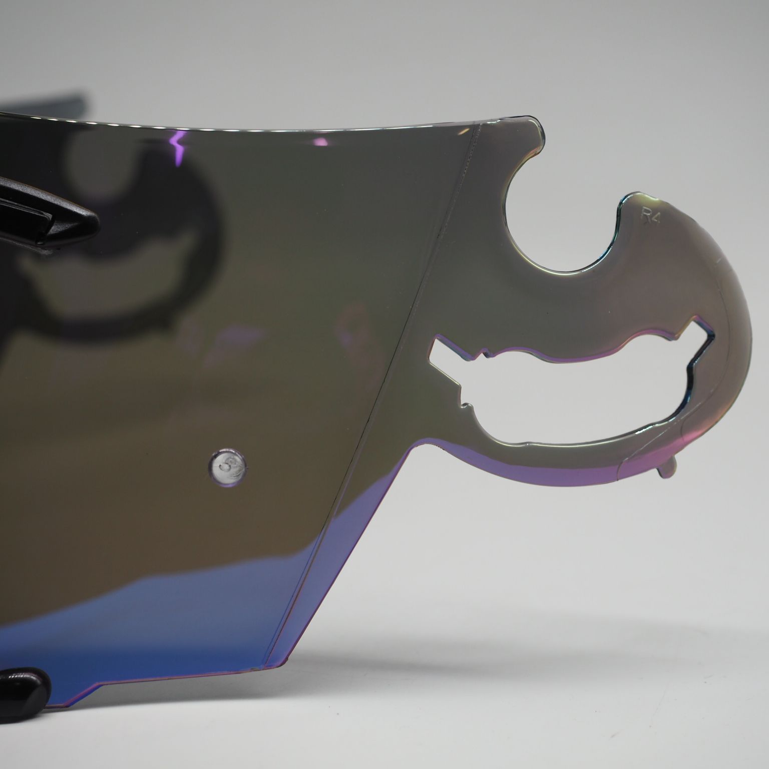 Helmet Visor for AR and AI RR4 - Face Mask Storage Box 评论和价格